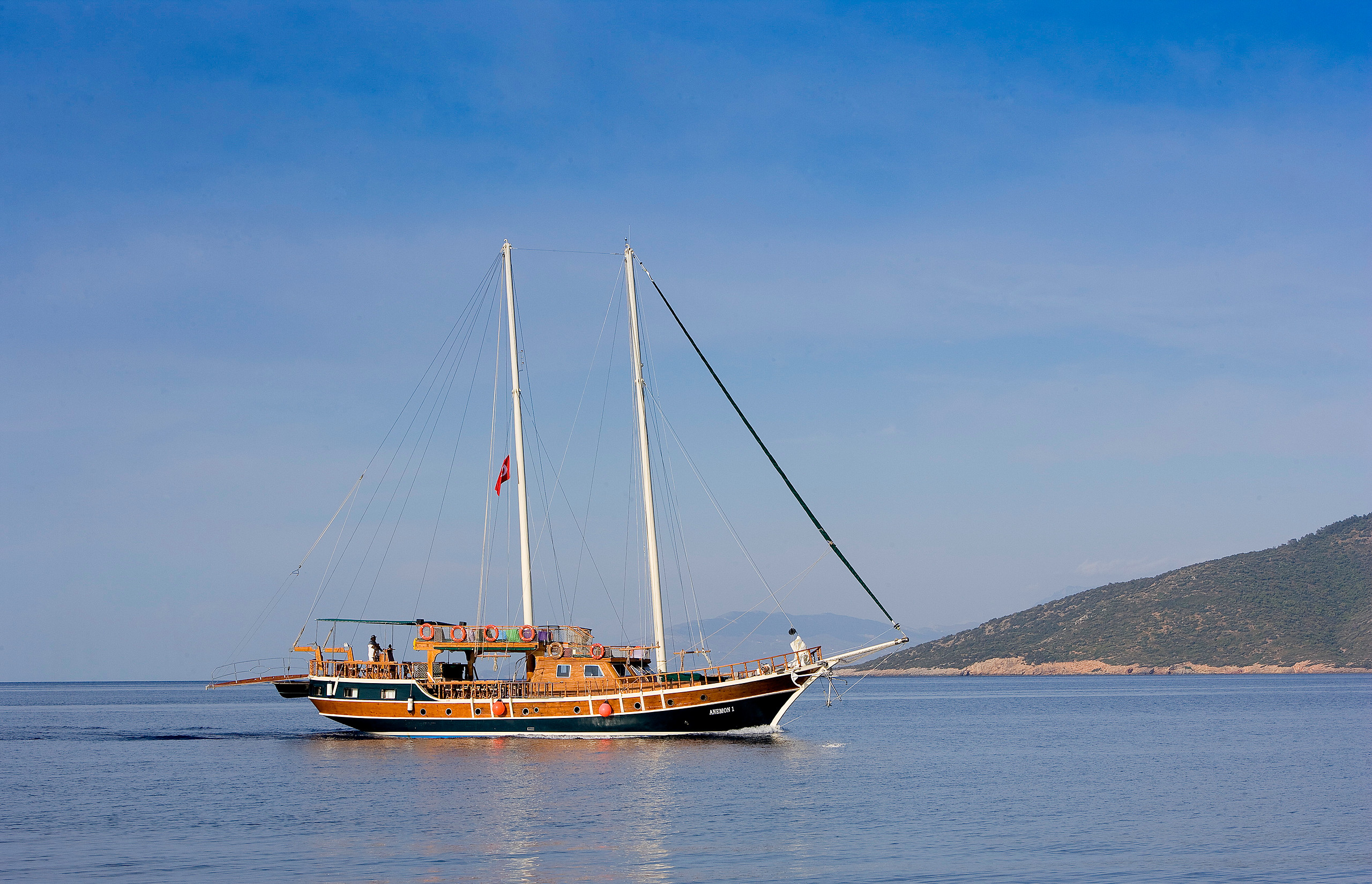 Croisière bleue en caïque traditionnel