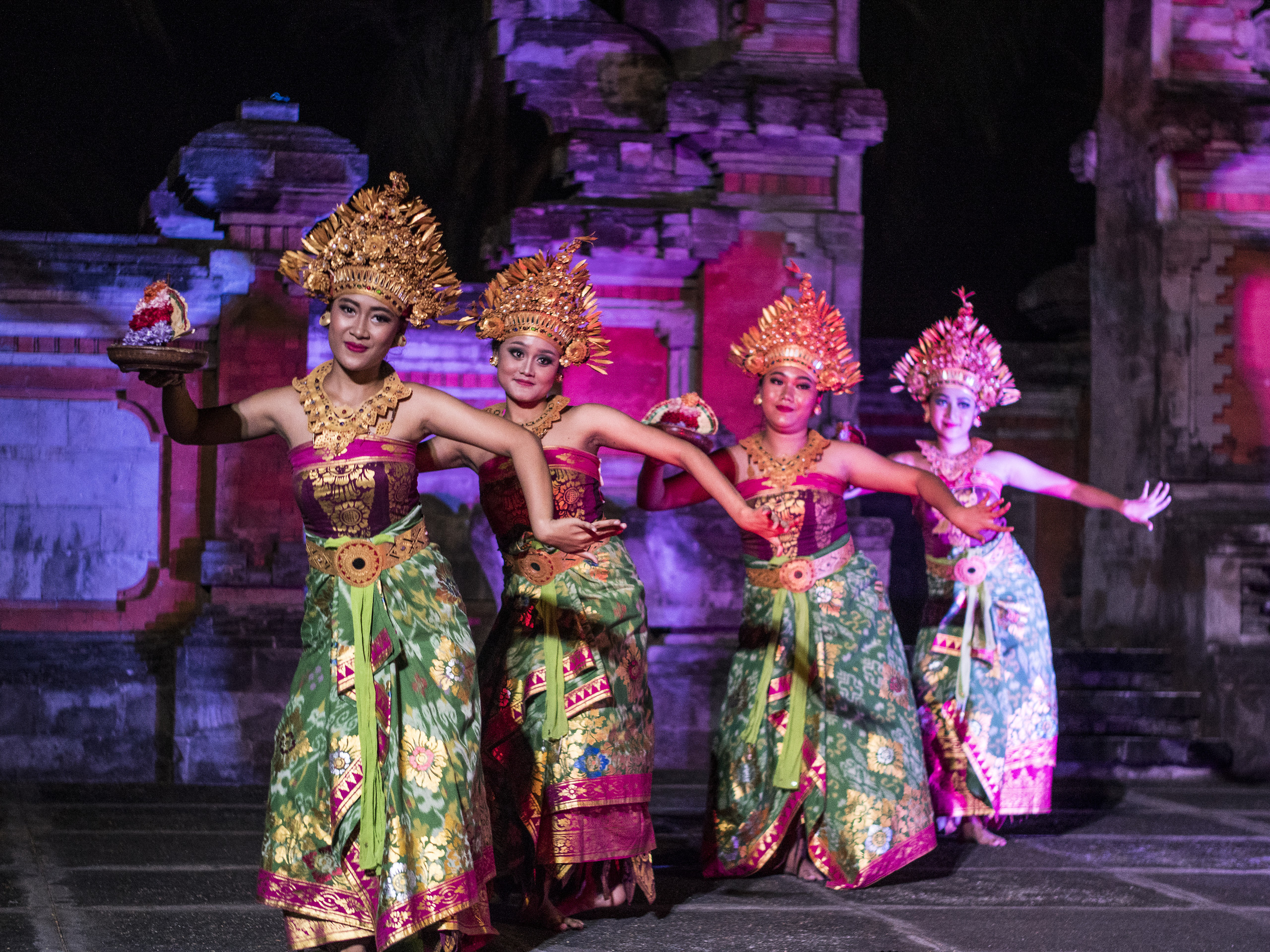 Balinese dance show