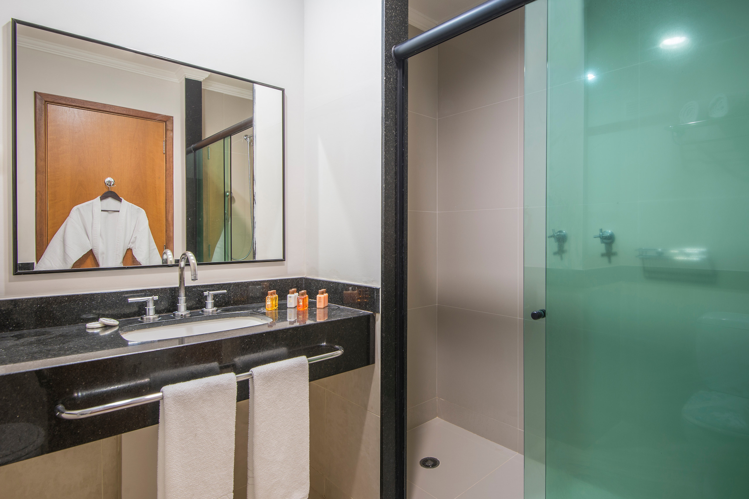 Interconnecting Deluxe Rooms