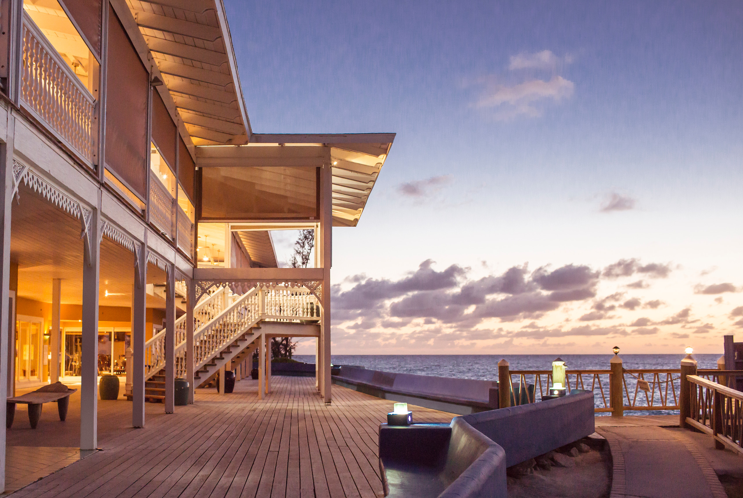 La Pinta Beach Lounge Bar