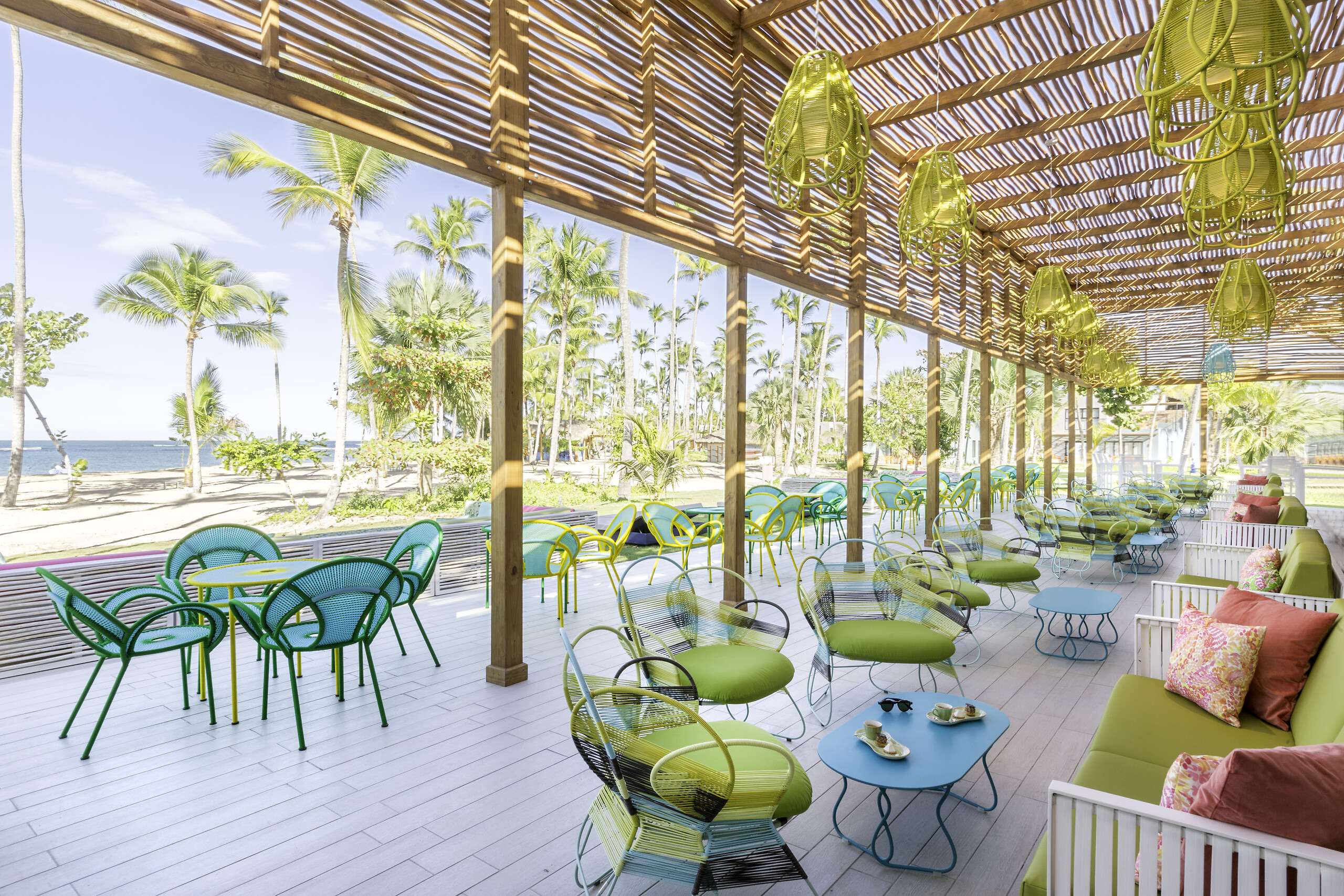 Coco Plum Beach Lounge Bar