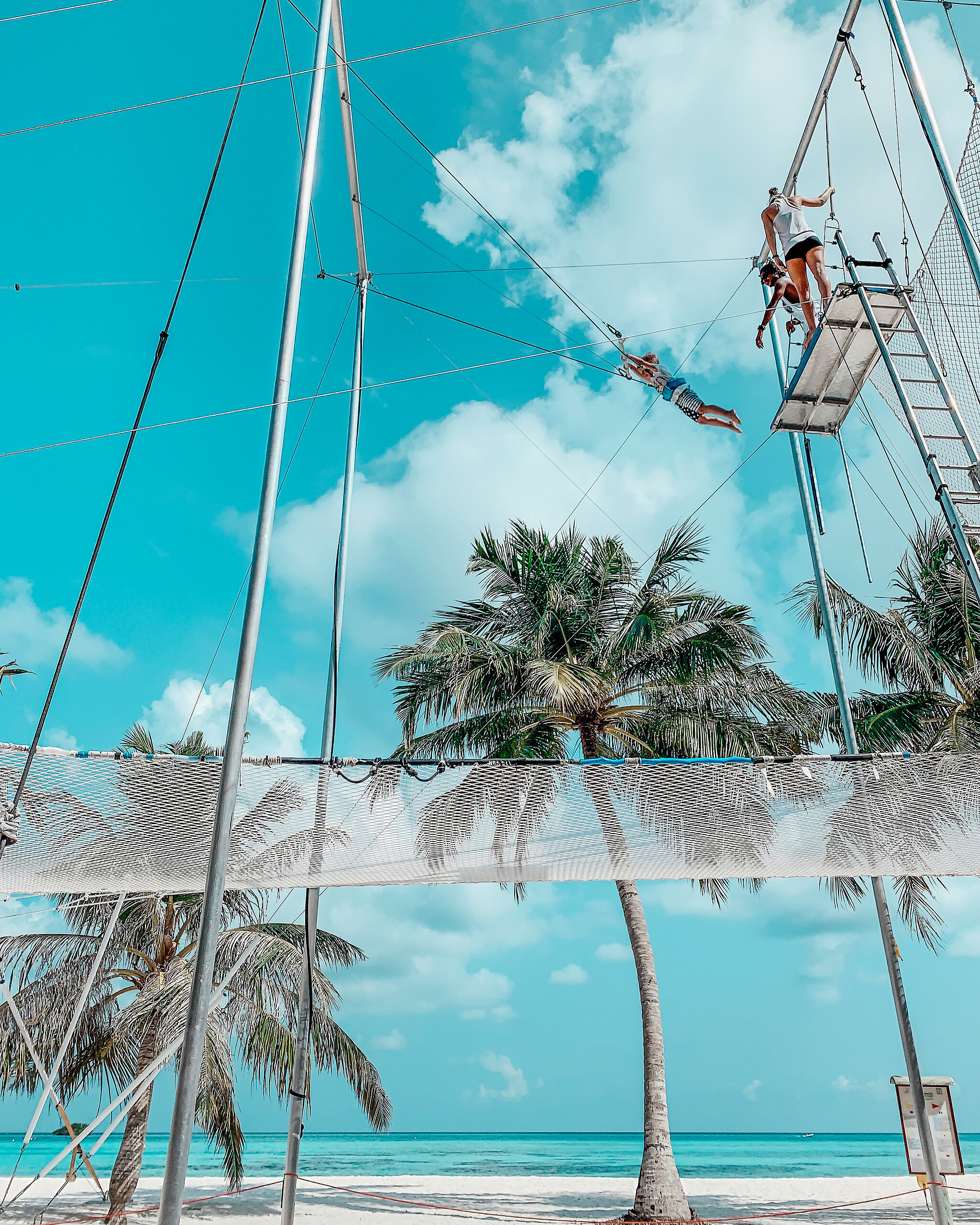 Flying Trapeze group lessons