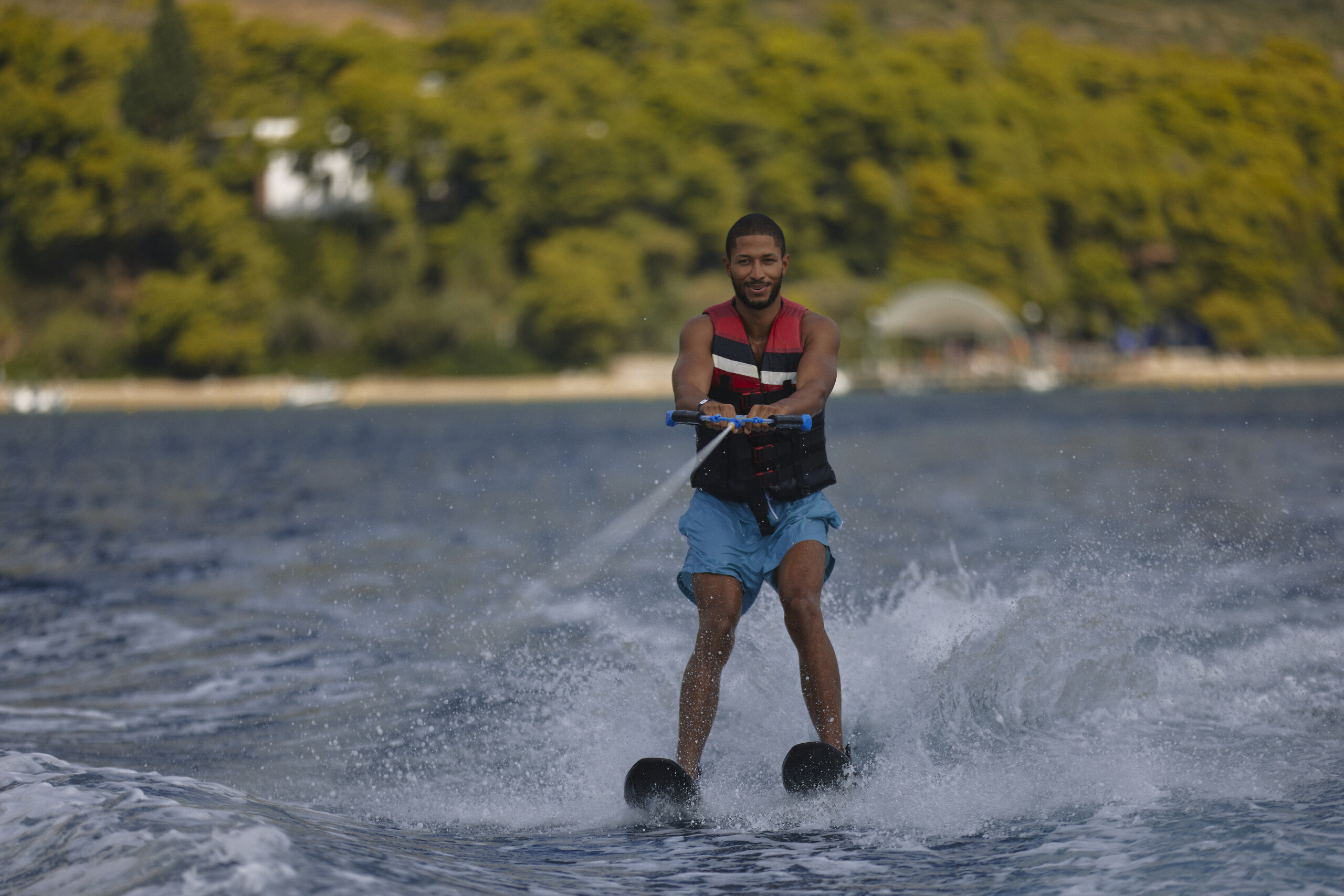 Cours collectifs de ski nautique et Wakeboard