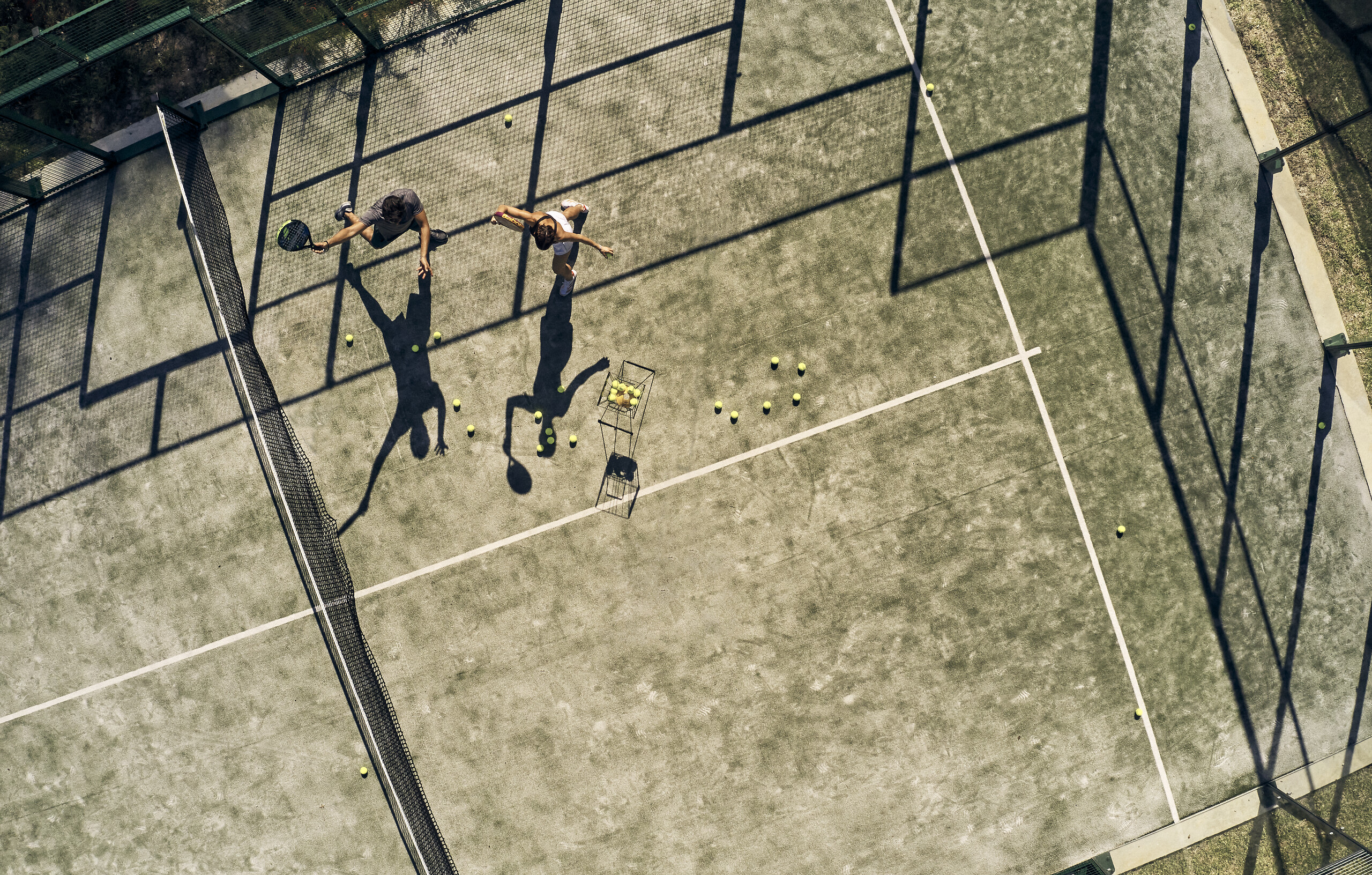 Free access to padel courts