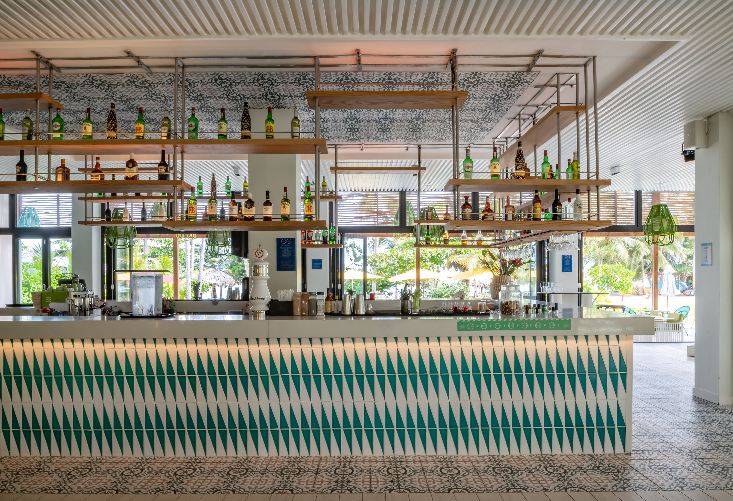 Coco Plum Beach Lounge Bar