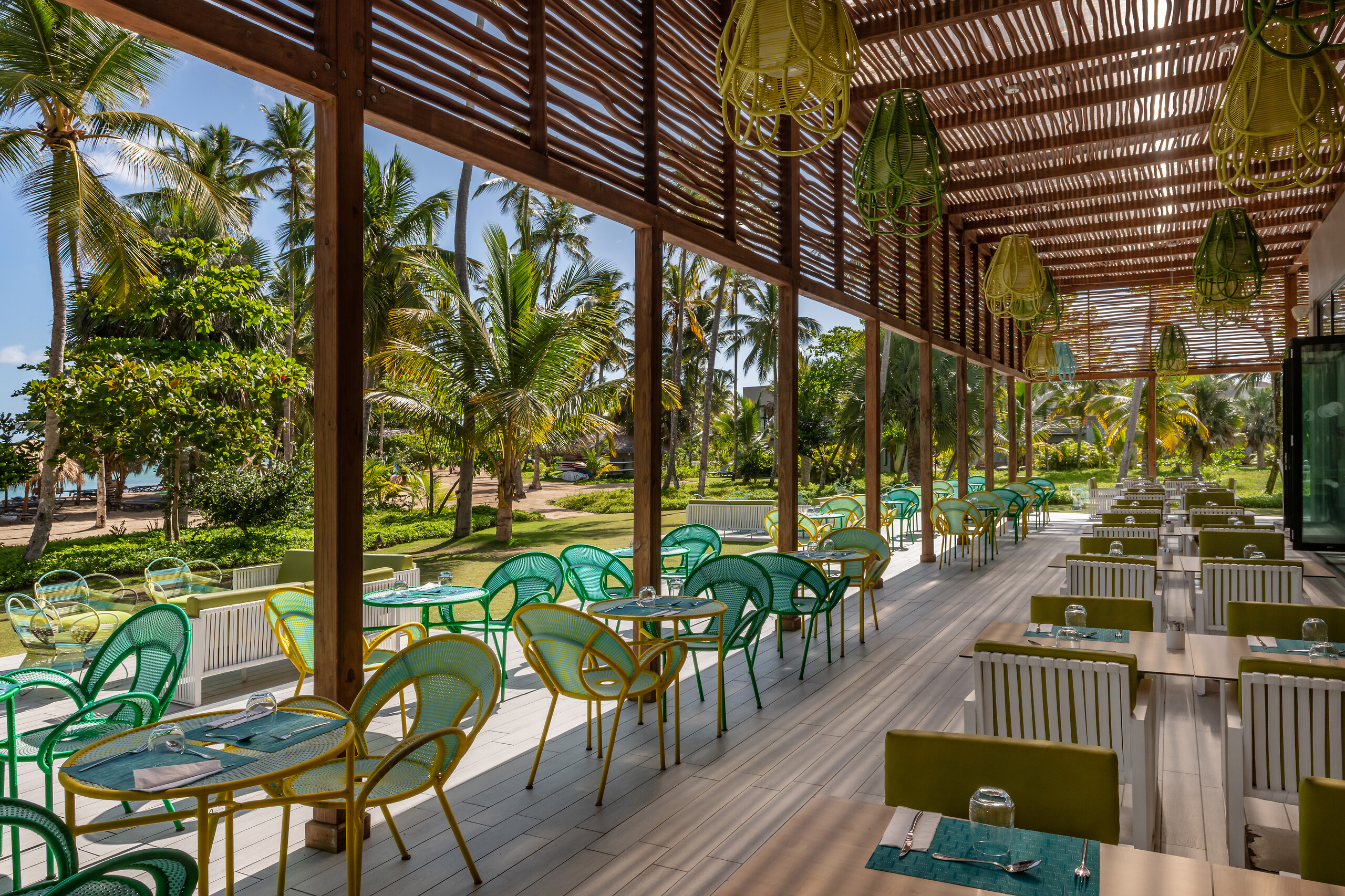 Coco Plum Beach Lounge