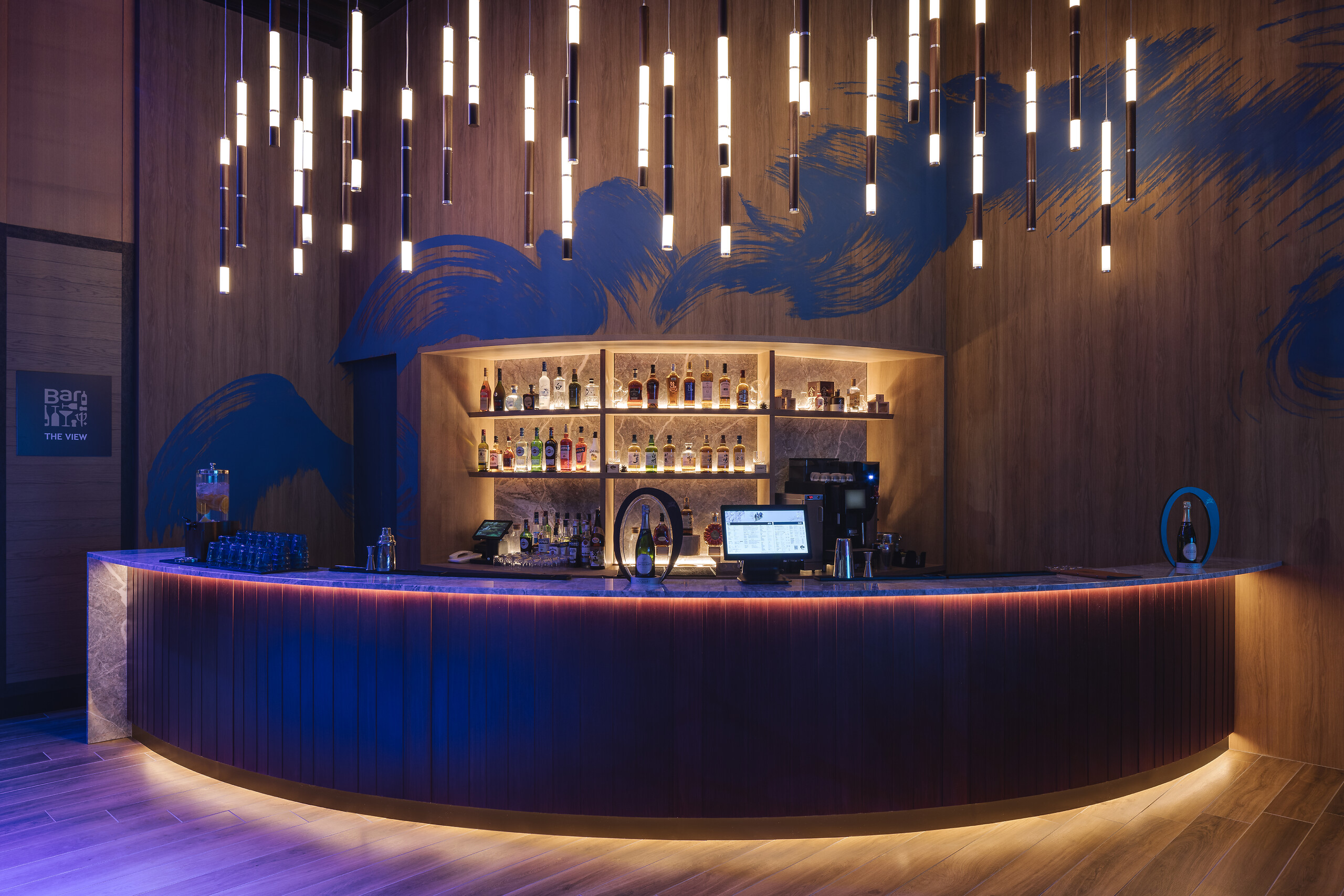 The View Bar