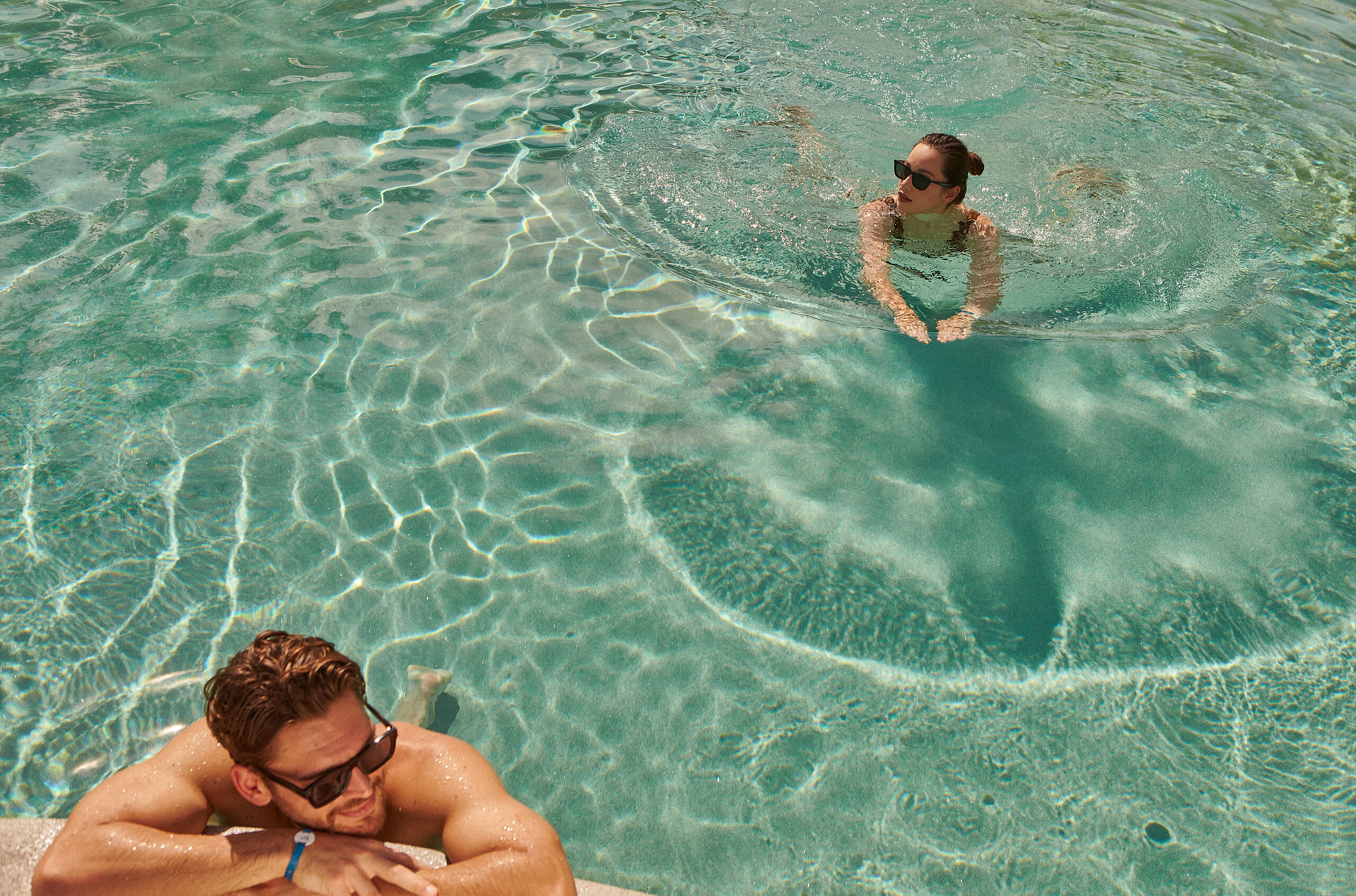 Pool free access
