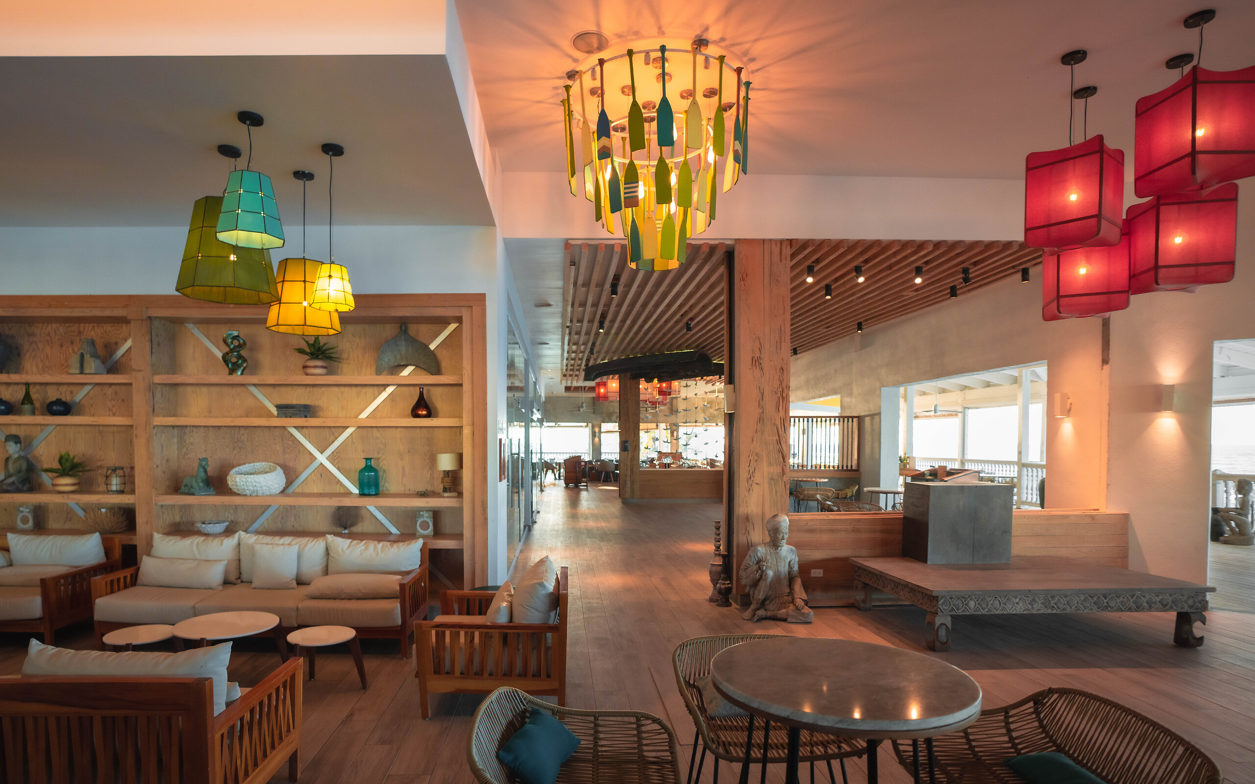 La Pinta Beach Lounge Bar