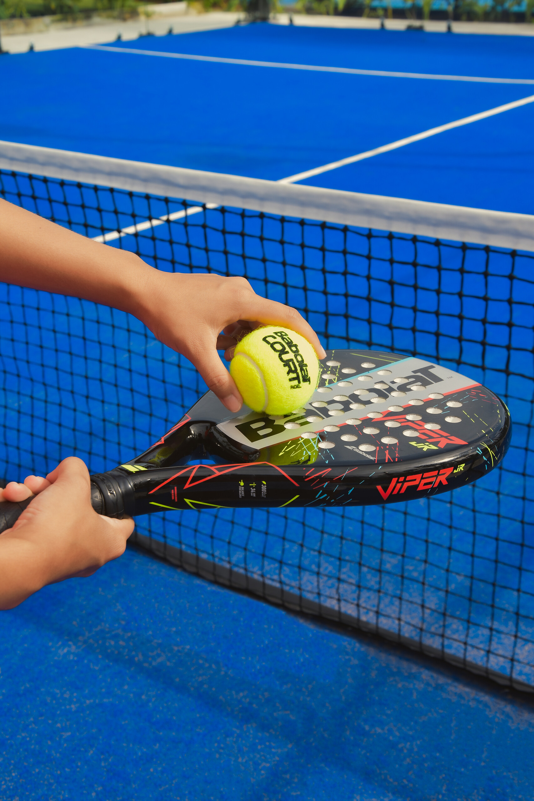 Free access to padel courts