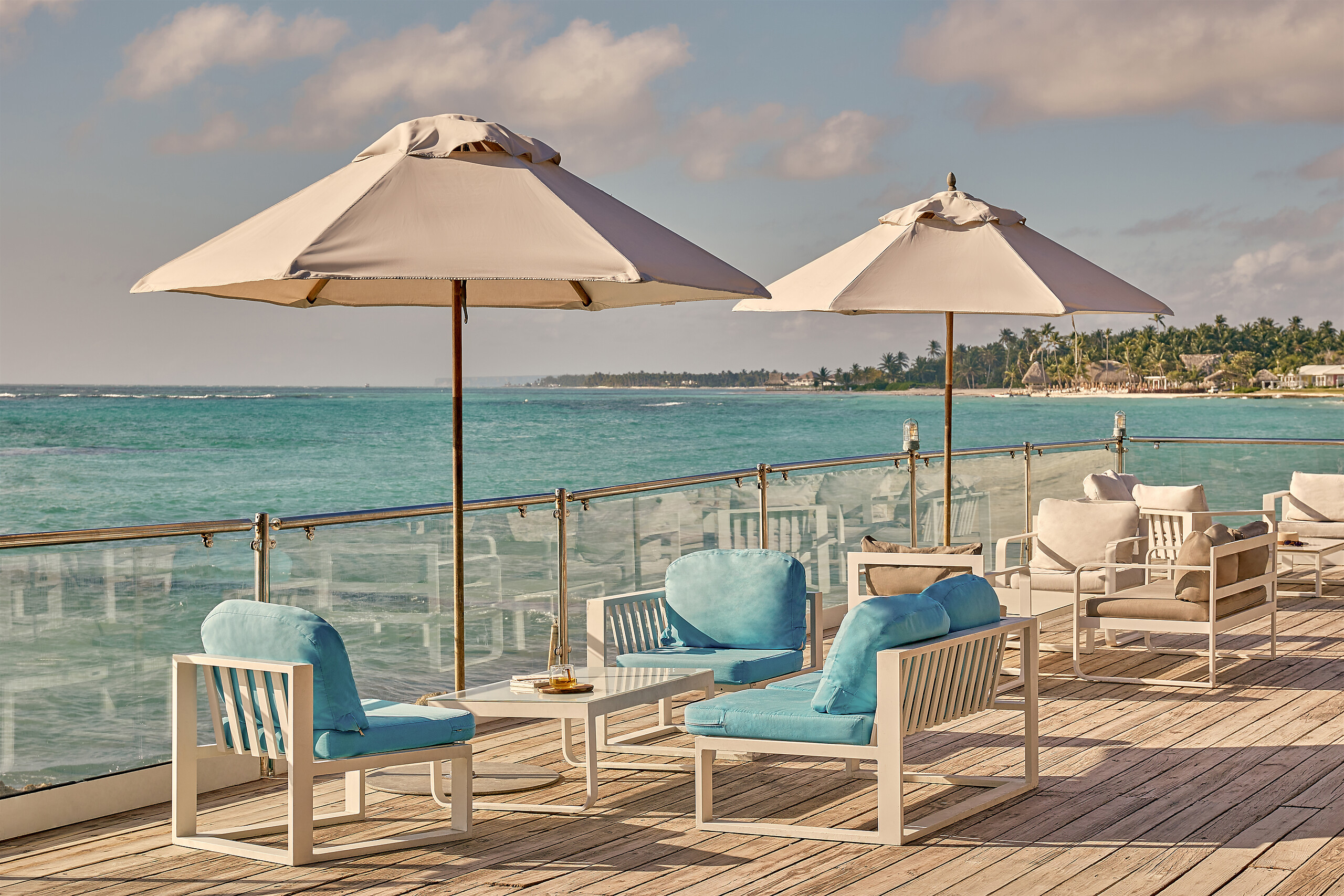Indigo, Beach Lounge
