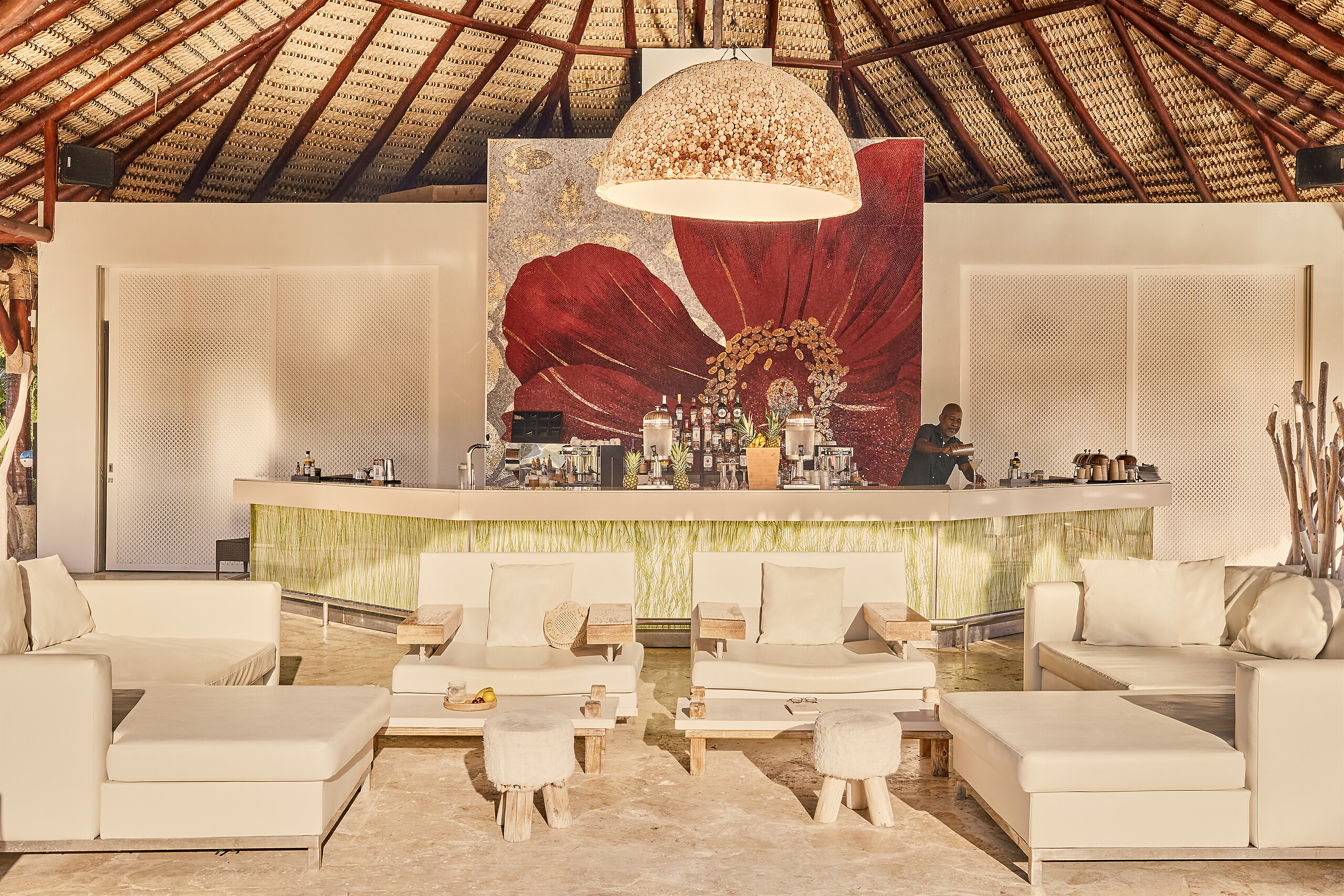 Hibiscus Bar & Lounge