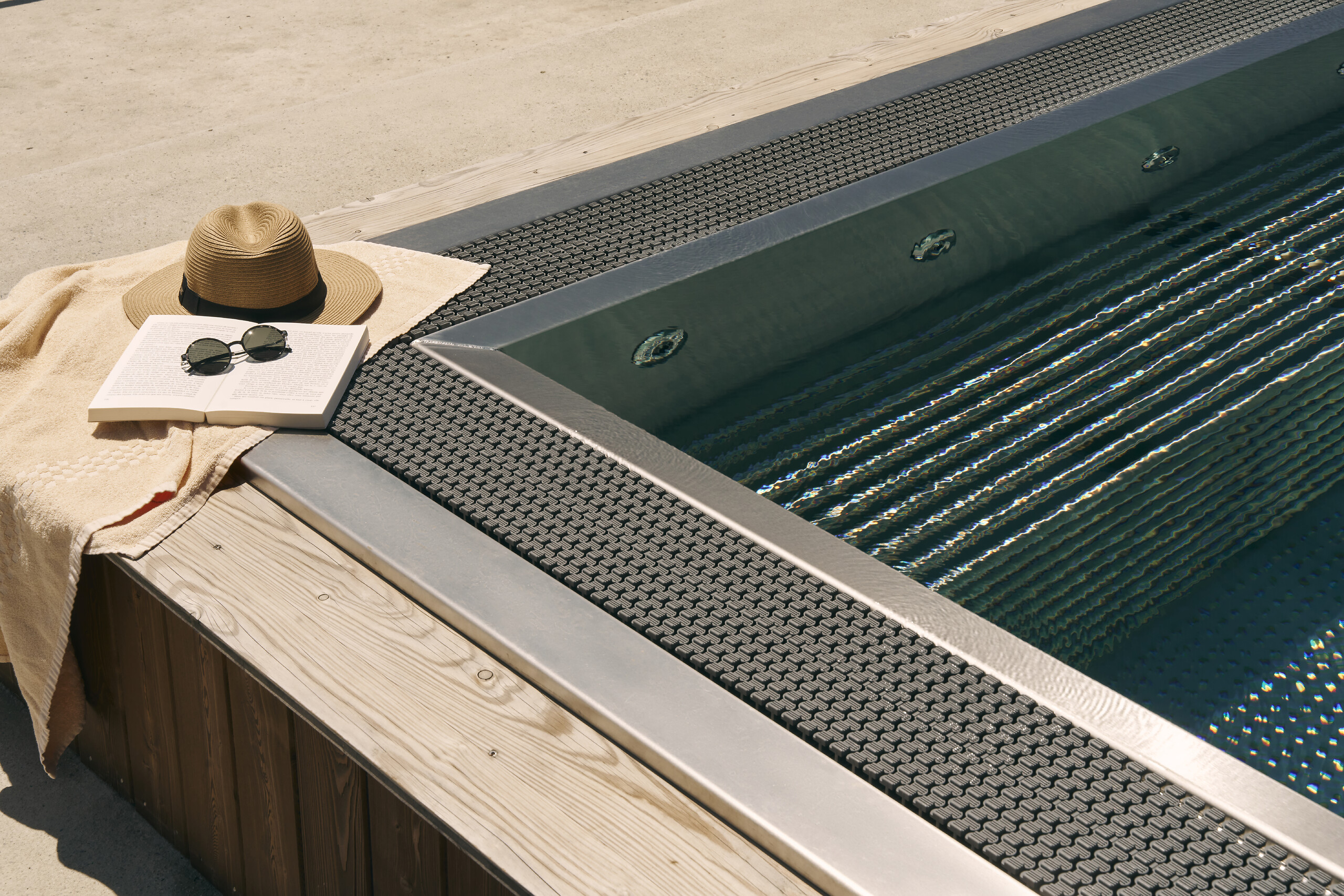 Hot tub