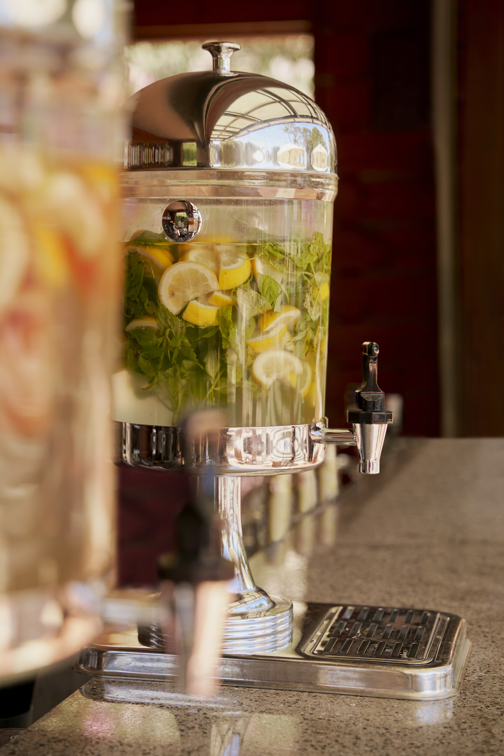 Zen Pool Bar - Villagio