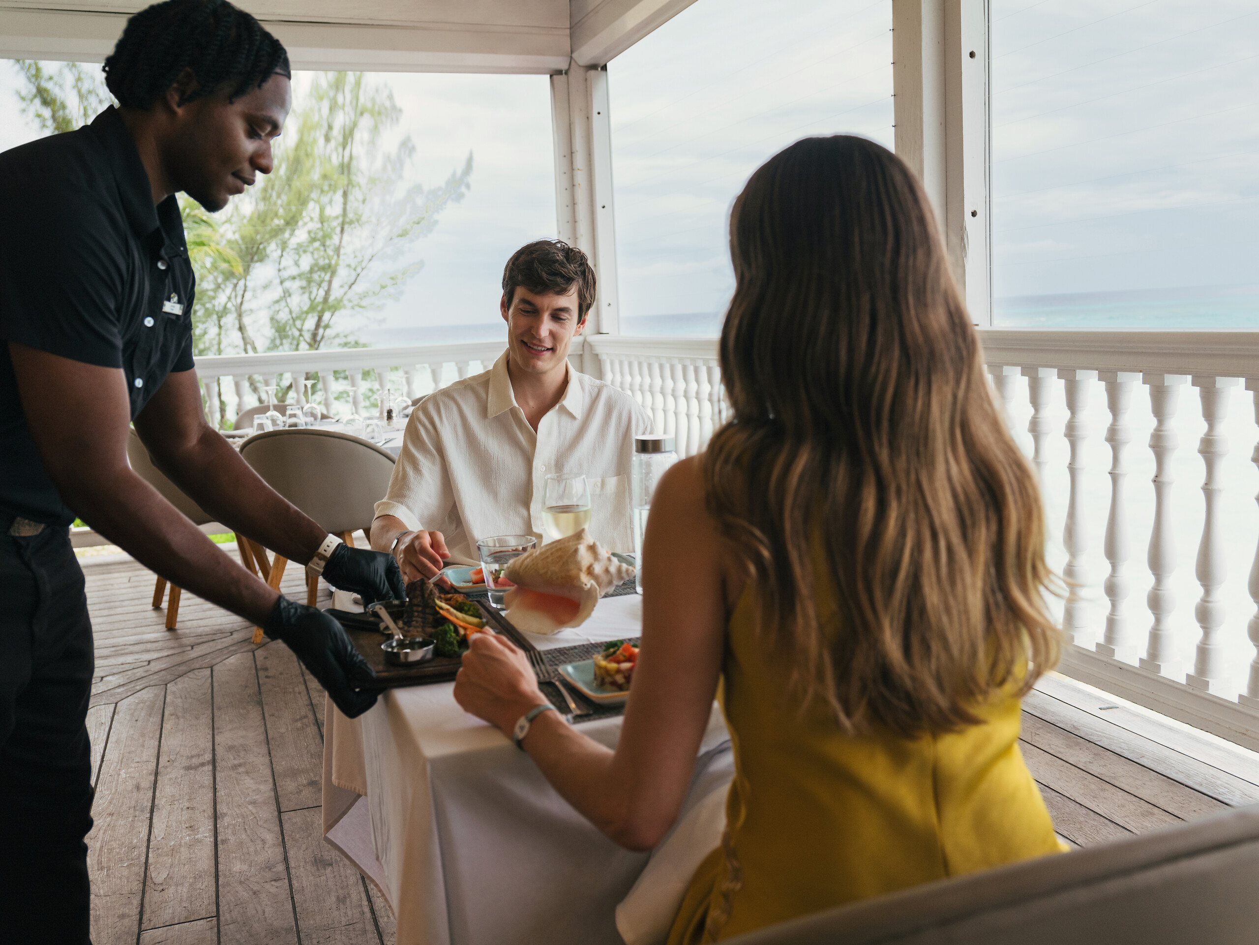 La Pinta Beach Lounge Restaurant