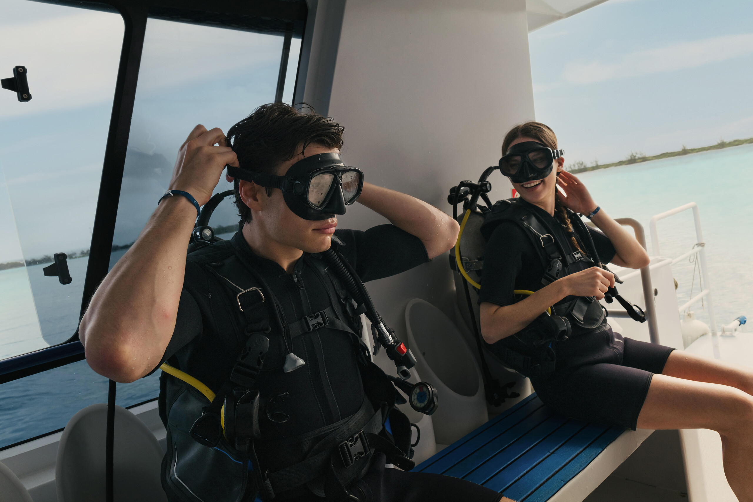 6 independent dives package