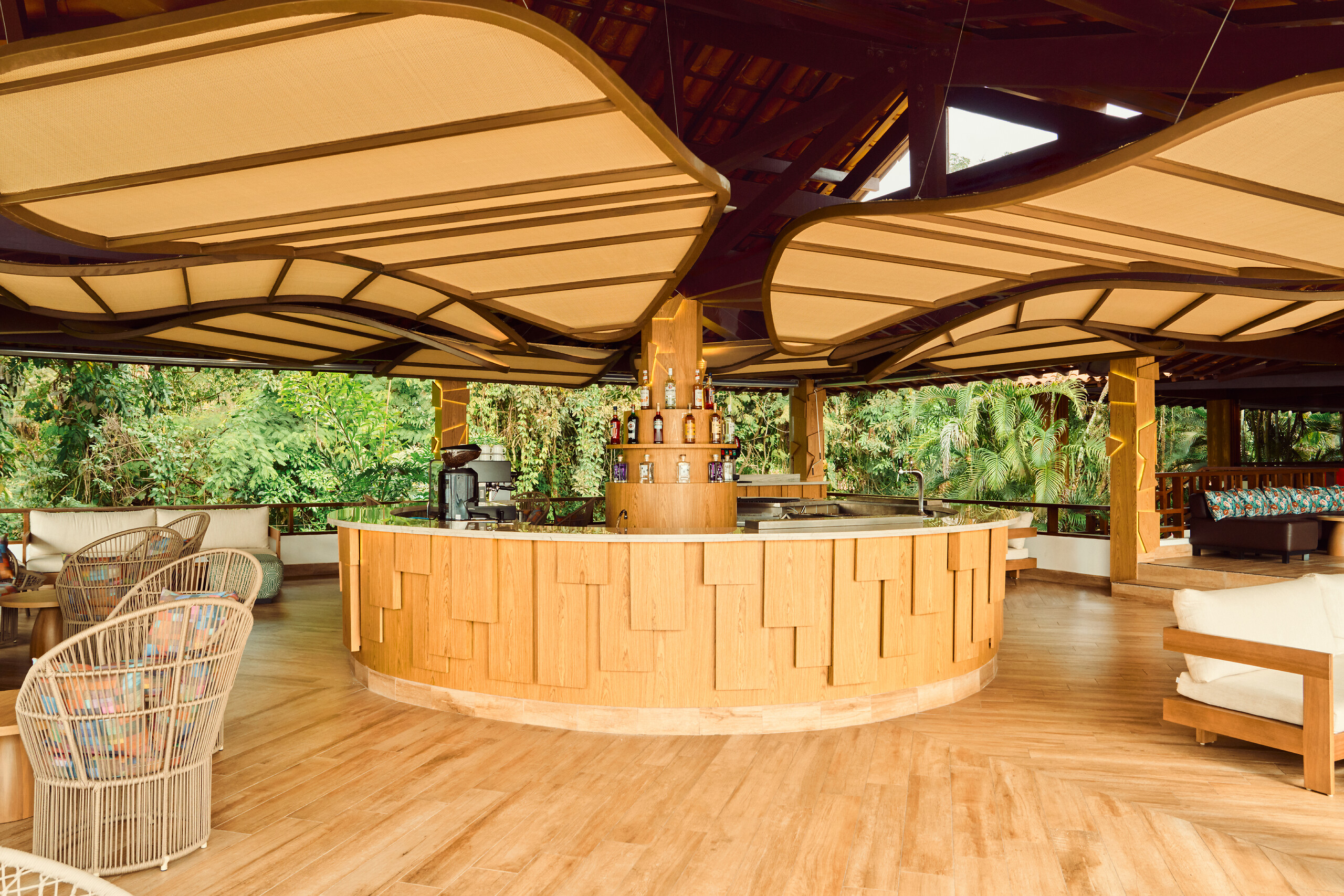Lounge bar