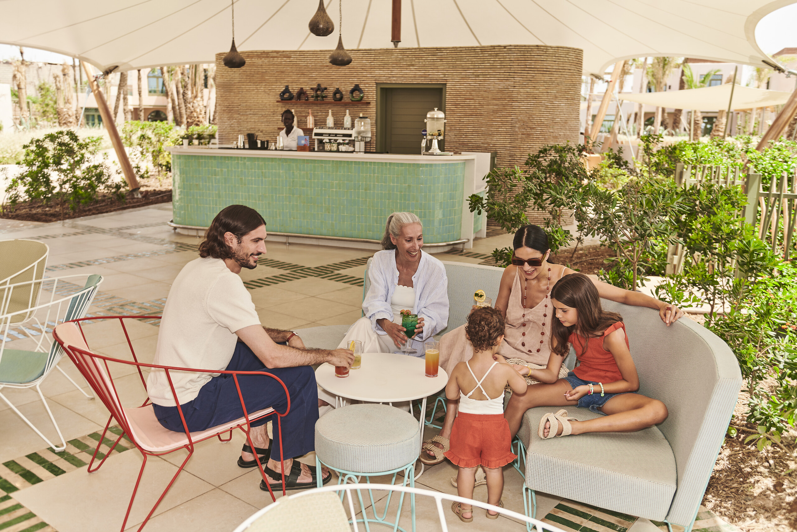 Family Oasis Bar