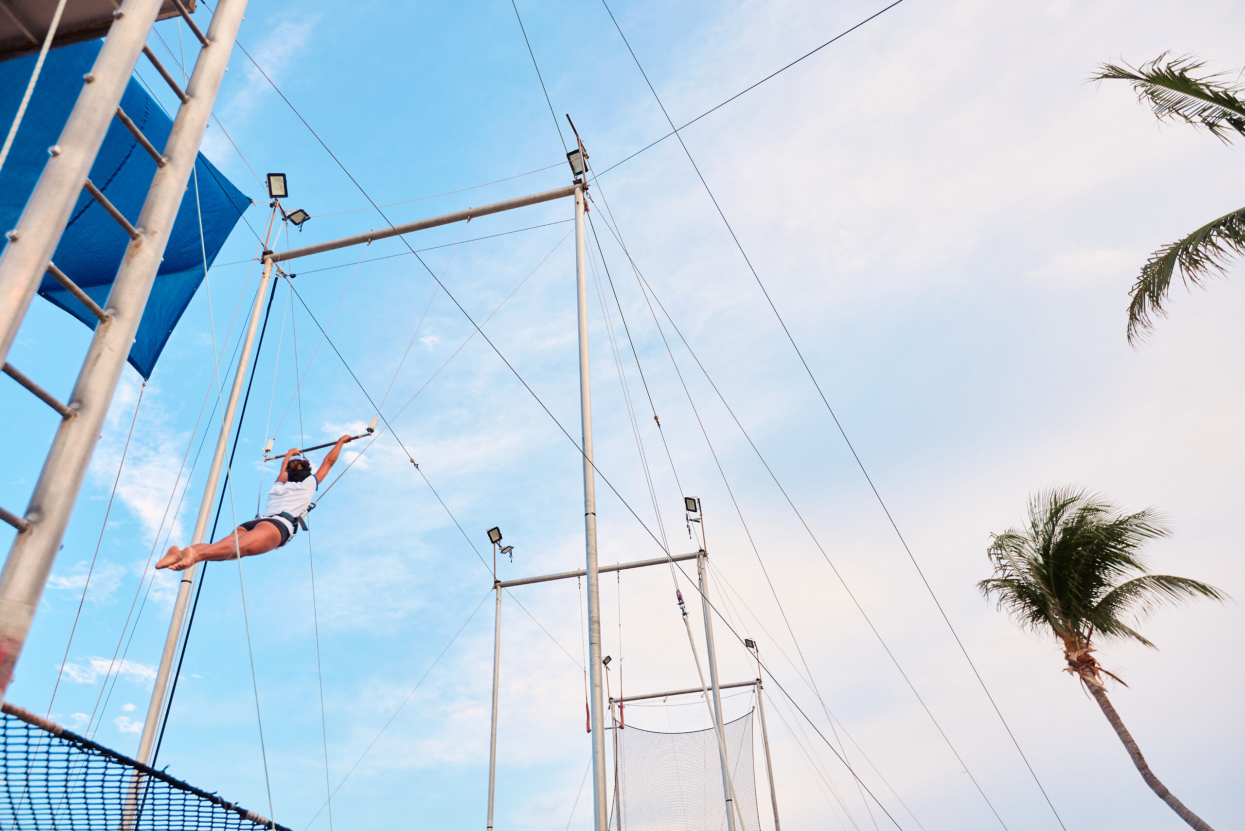 Flying trapeze group lessons