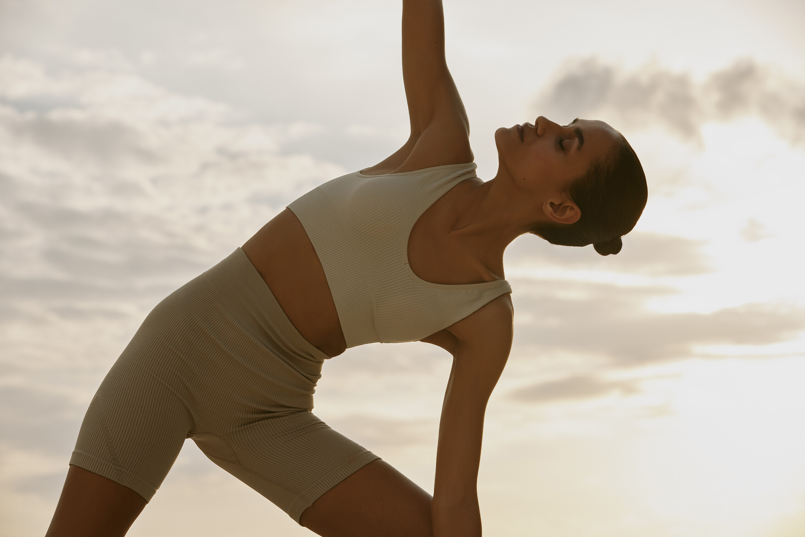 Les Mills™ Yoga