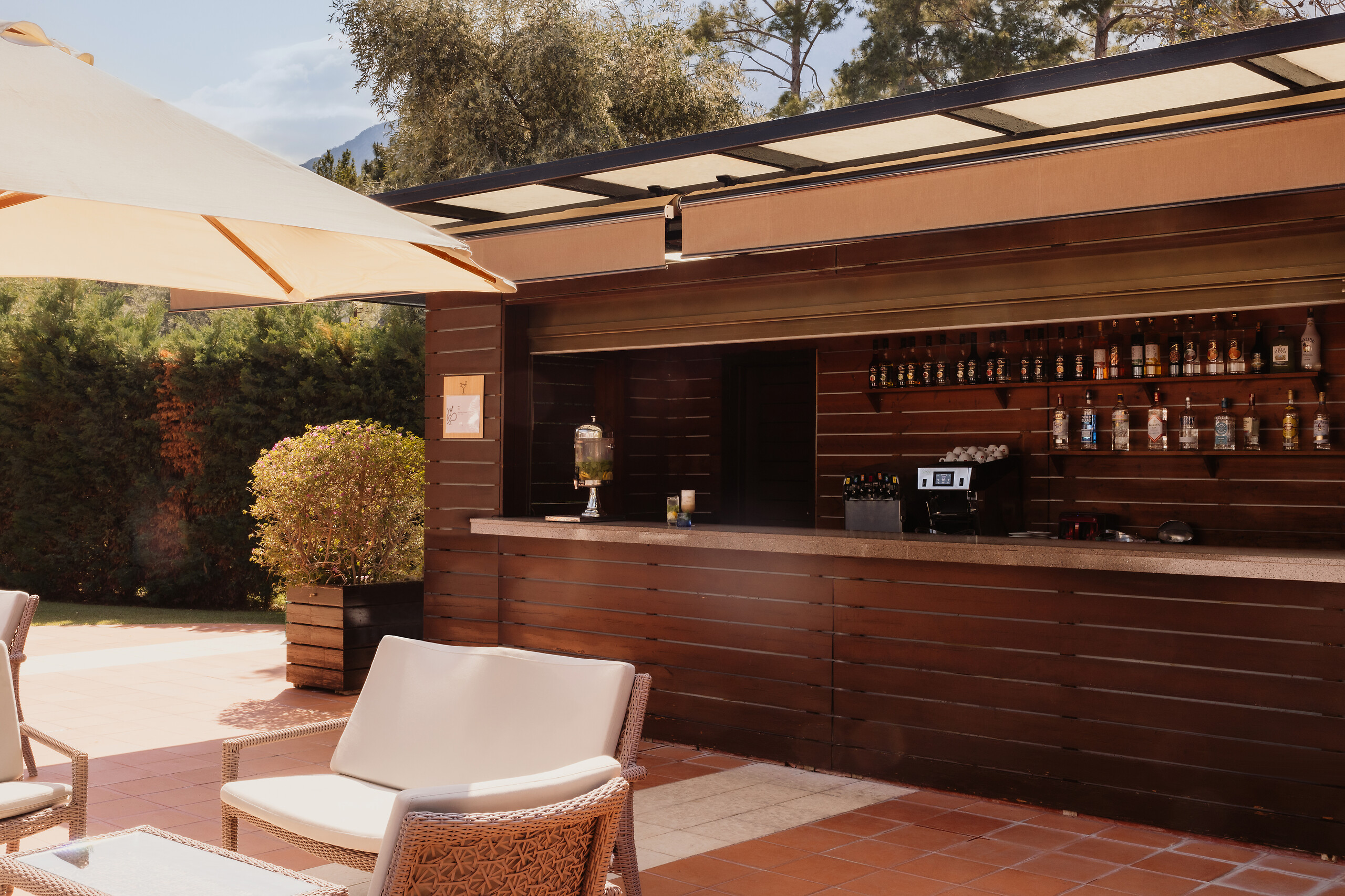 Zen Pool Bar - Hotel