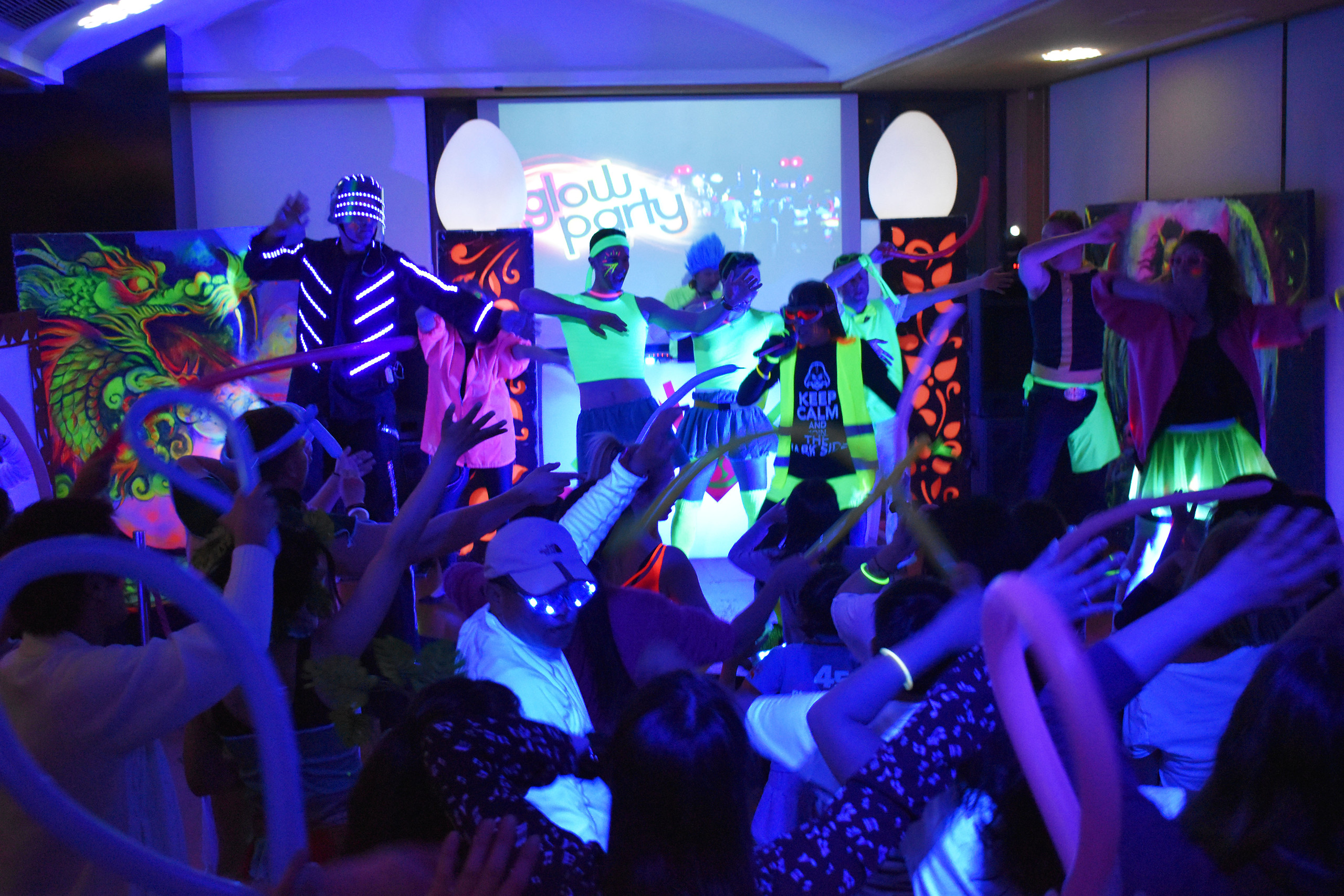 Ambiance and entertainment
