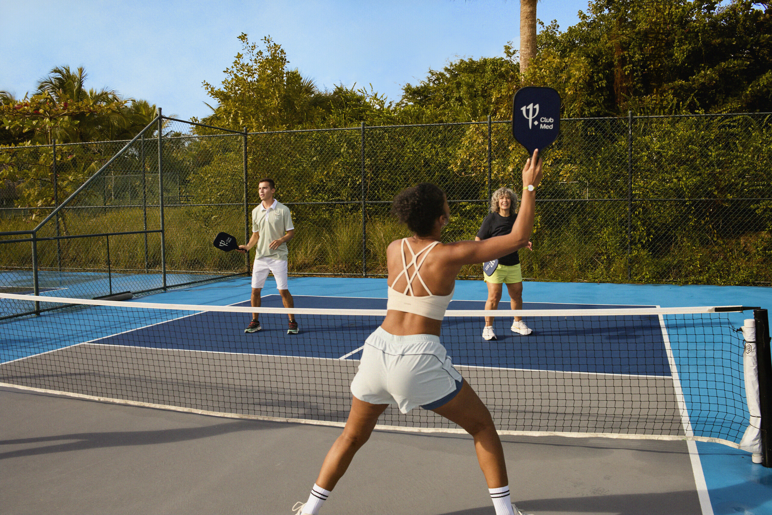 Free access to pickle ball courts