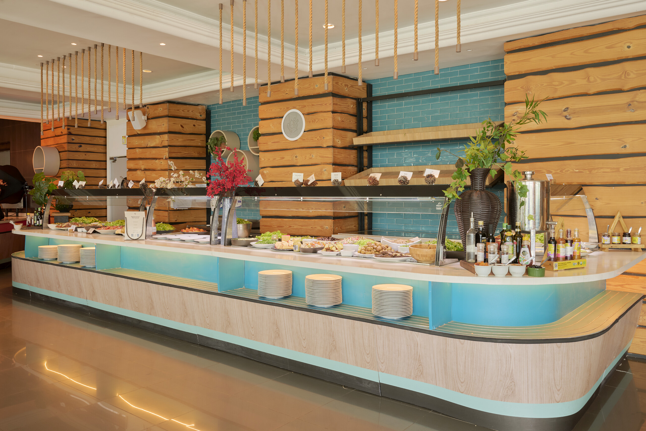 Lakeshore restaurant