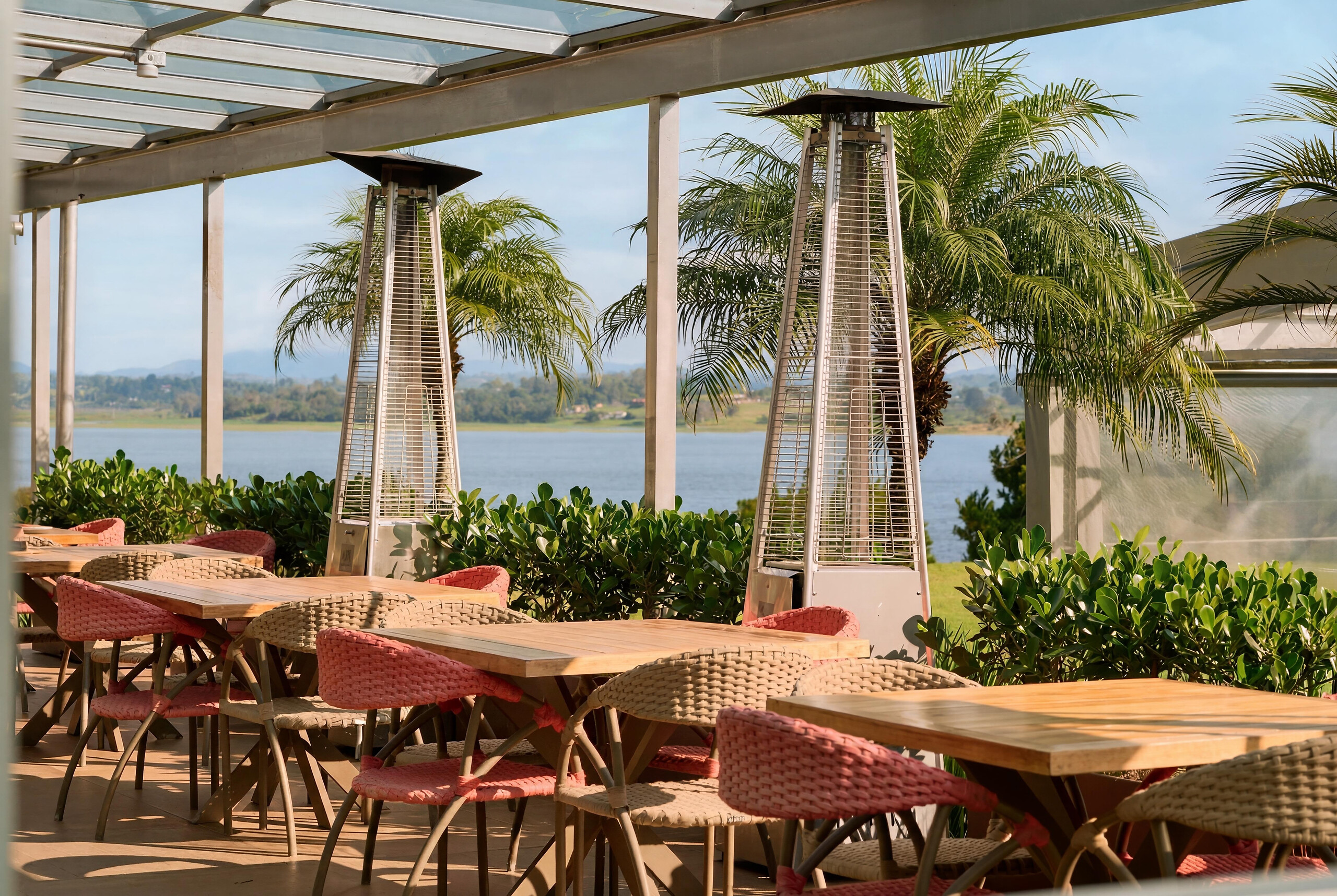 Lake bar