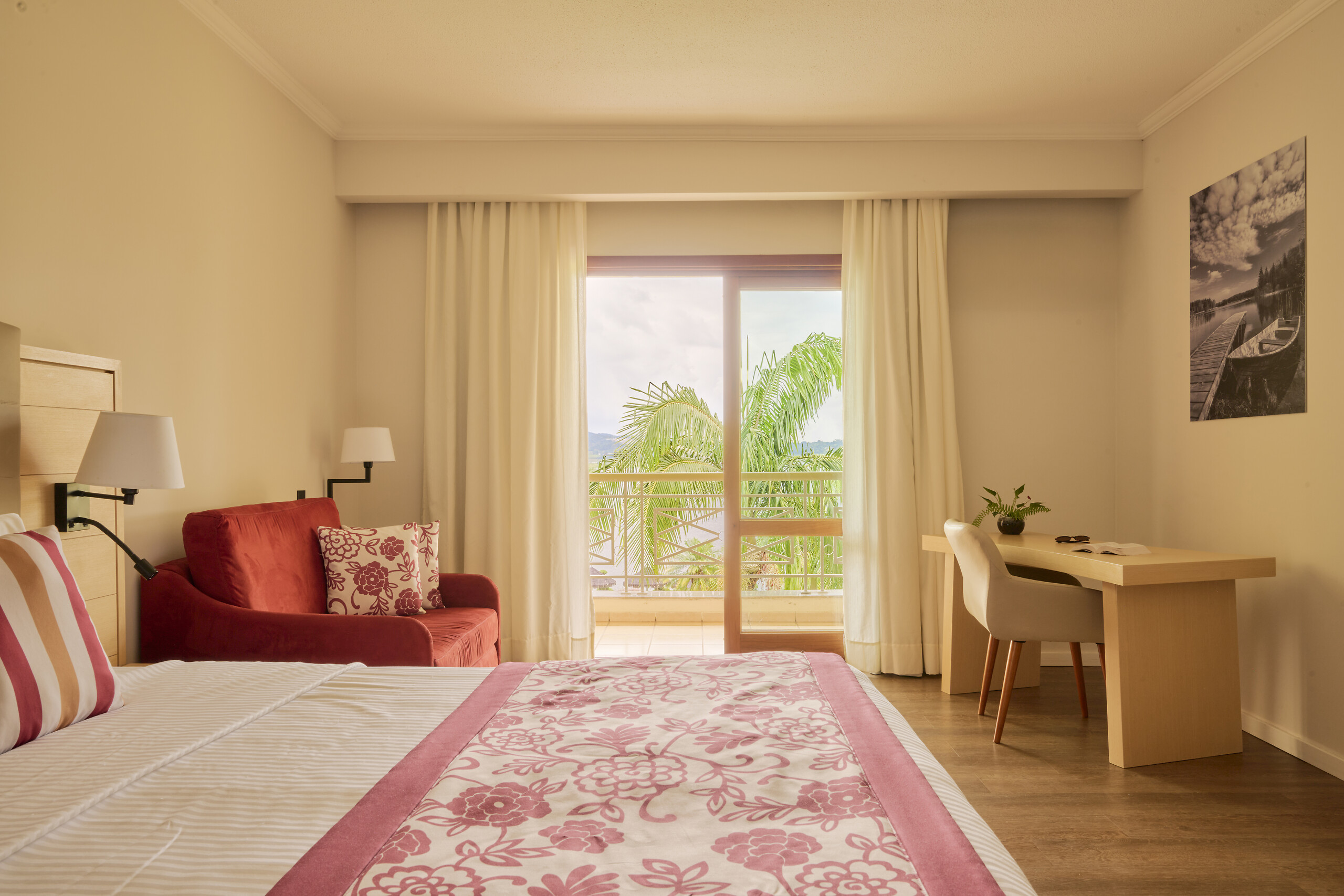Interconnecting Deluxe Rooms